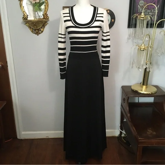 Vintage | Dresses | 7s Vintage Giamo Knits Black White Stripe Knit Long  Sleeve Maxi Sweater Dress | Poshmark